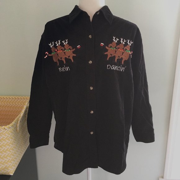 3/$20 Vintage Mandal Bay Corduroy Novelty Christmas Reindeer Button Up Shirt - Picture 2 of 6